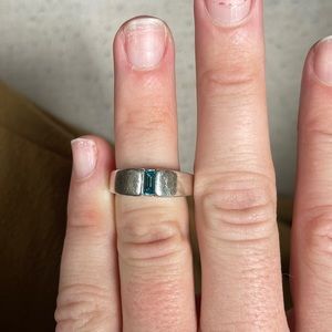 James Avery Size 7.25 Silver Ring w Blue Topaz